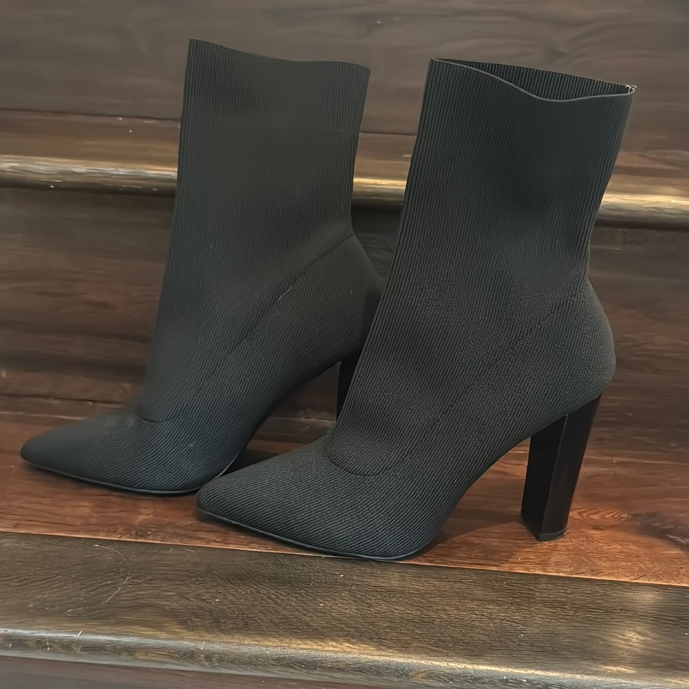 Elegant Black Women's Boots